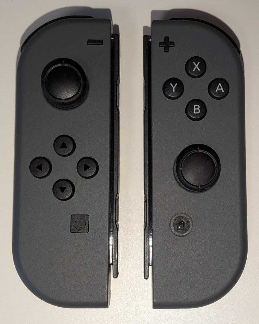 m*9様 Nintendo Switch 旧モデル グレー 本体とその他周辺機器