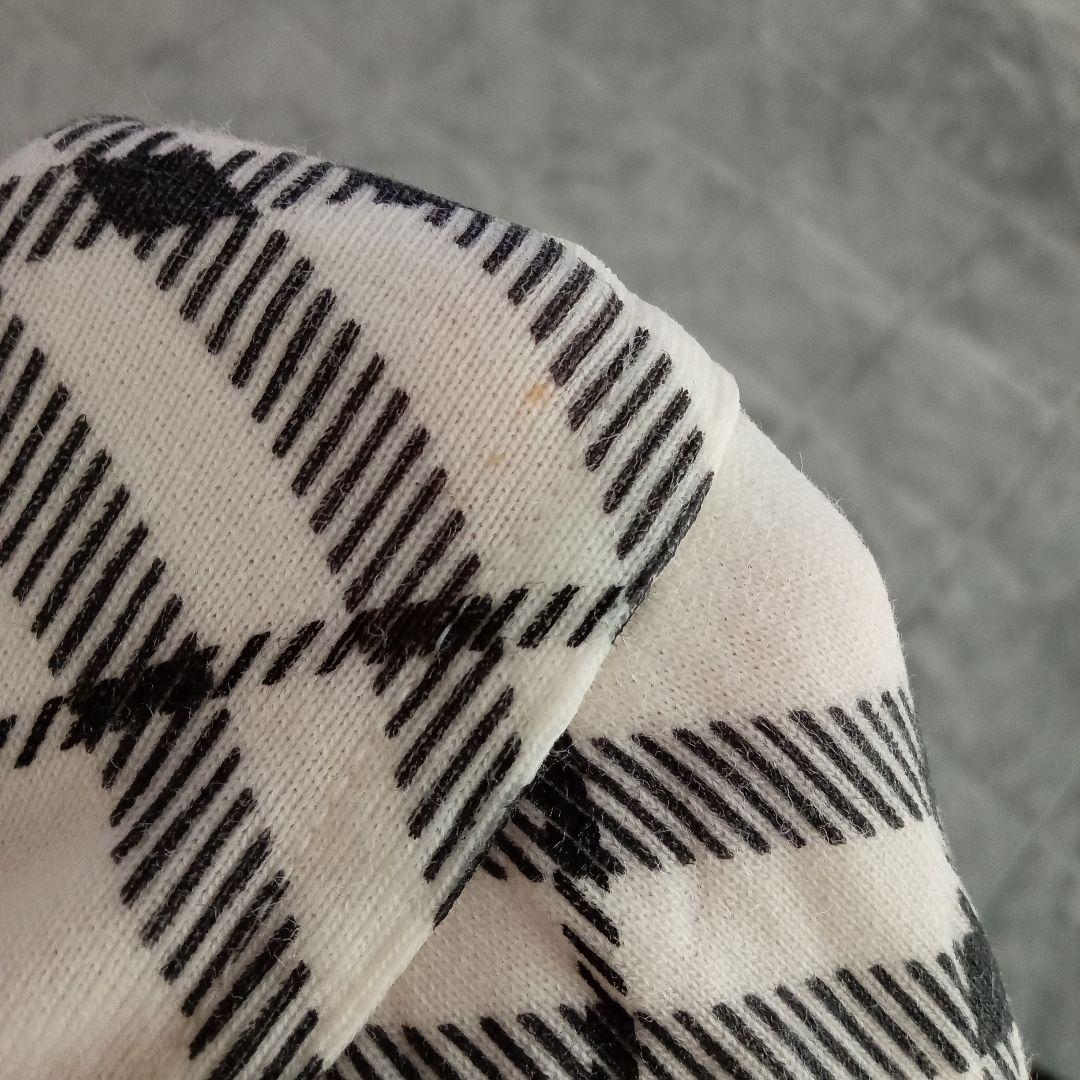 バーバリーブルーレーベル　ノバチェック　パーカー　薄手　白黒