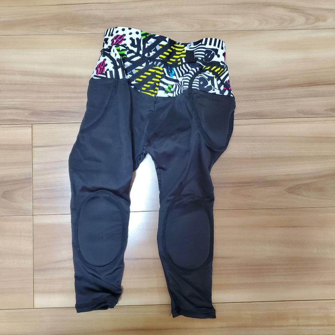 【3点セット】BURTON 子ども用スノーボードウェア　上下セットお尻パッド付き