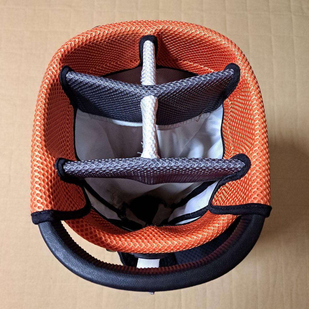 TaylorMade スタンド付きゴルフバッグ.フード付き.9.5インチ。