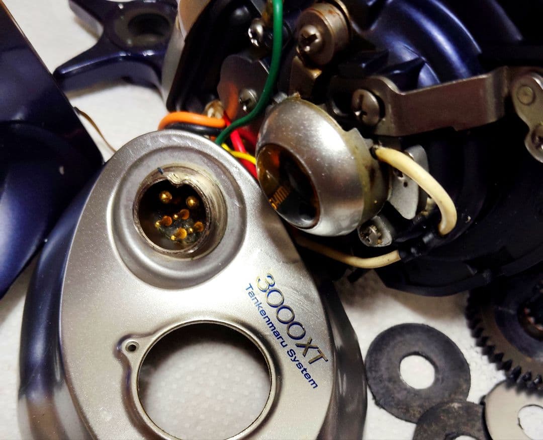 シマノ電動リール電動丸3000XT自動棚止装着搭載オーバーホールメンテナンス済み