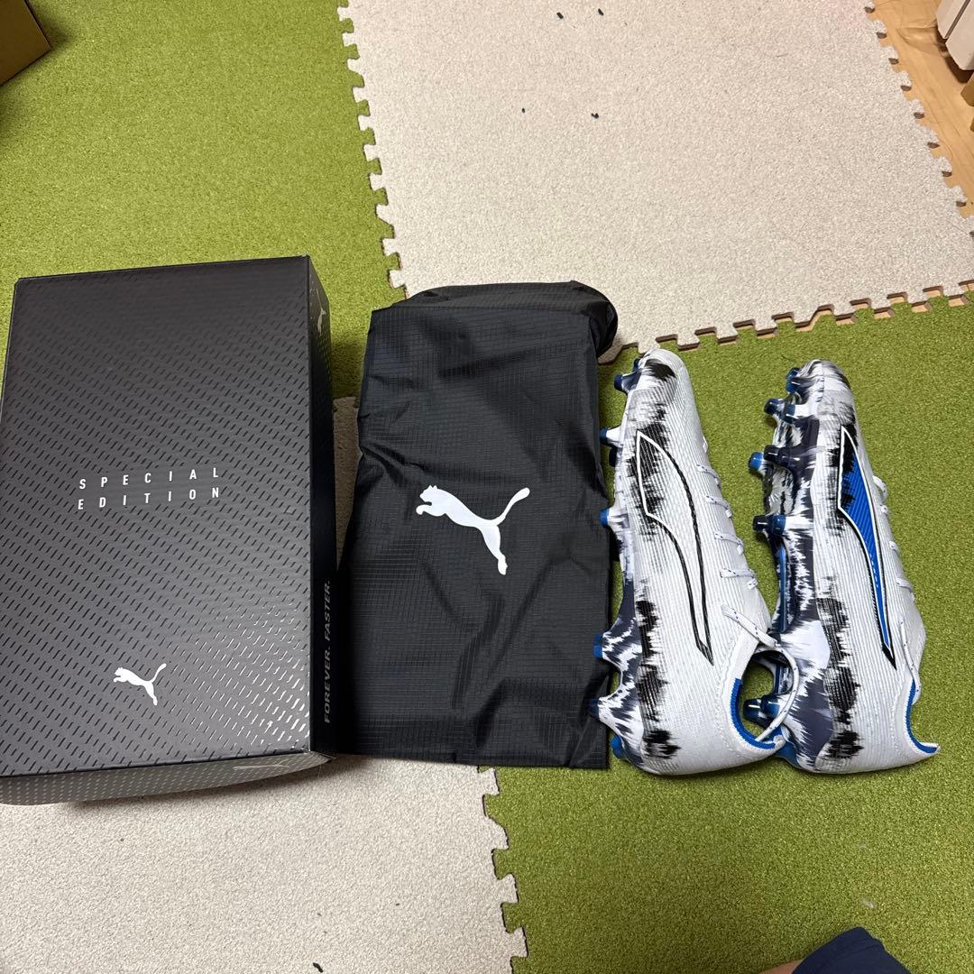 【限定】新品 未使用 ウルトラ6アルティメットJAPAN 25.0㎝