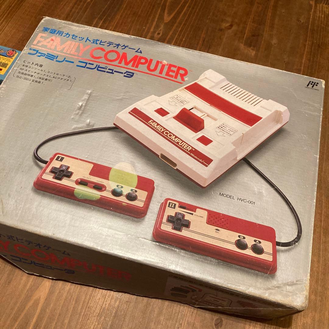 ファミコン本体　ソフト8本　ハドソンジョイカード
