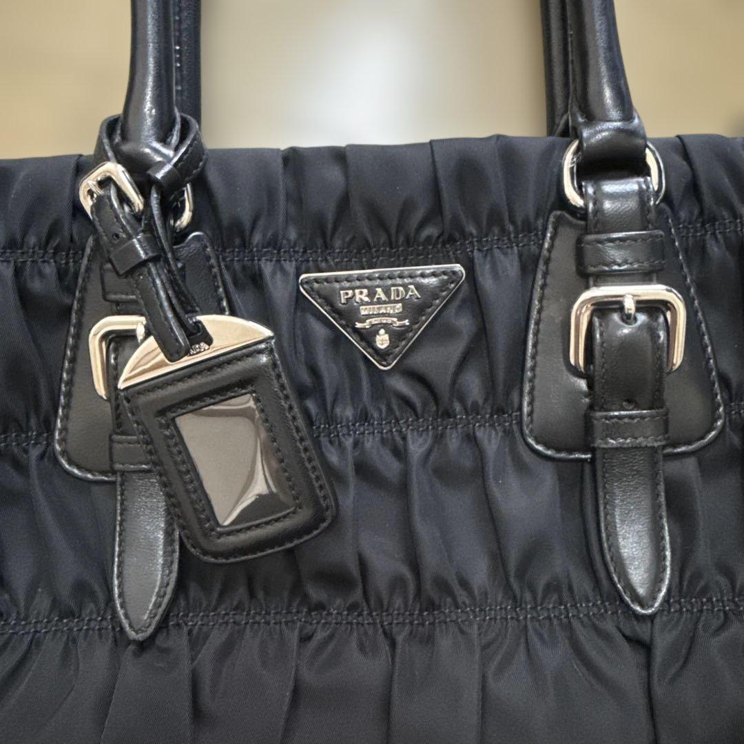 PRADA 2WAYナイロンバッグ 黒 ギャザー