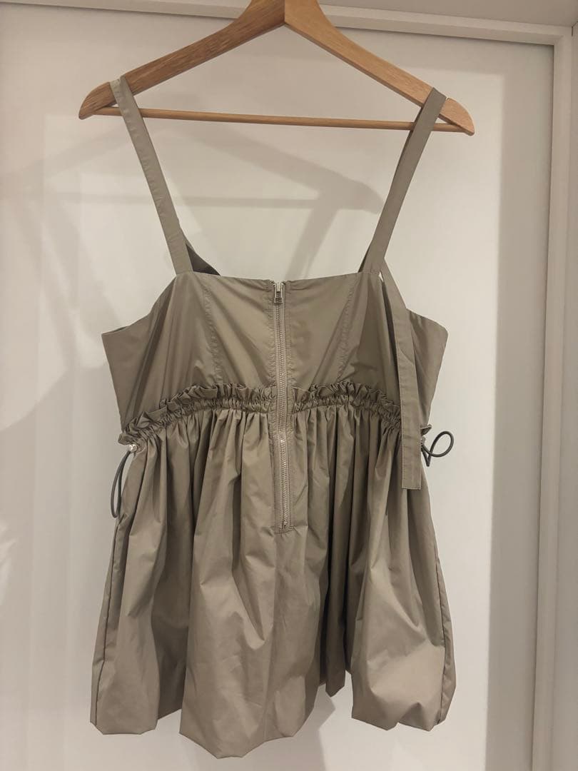 美品　アダムエロペ サスペンダーペプラムジレセットベロアプルオーバー