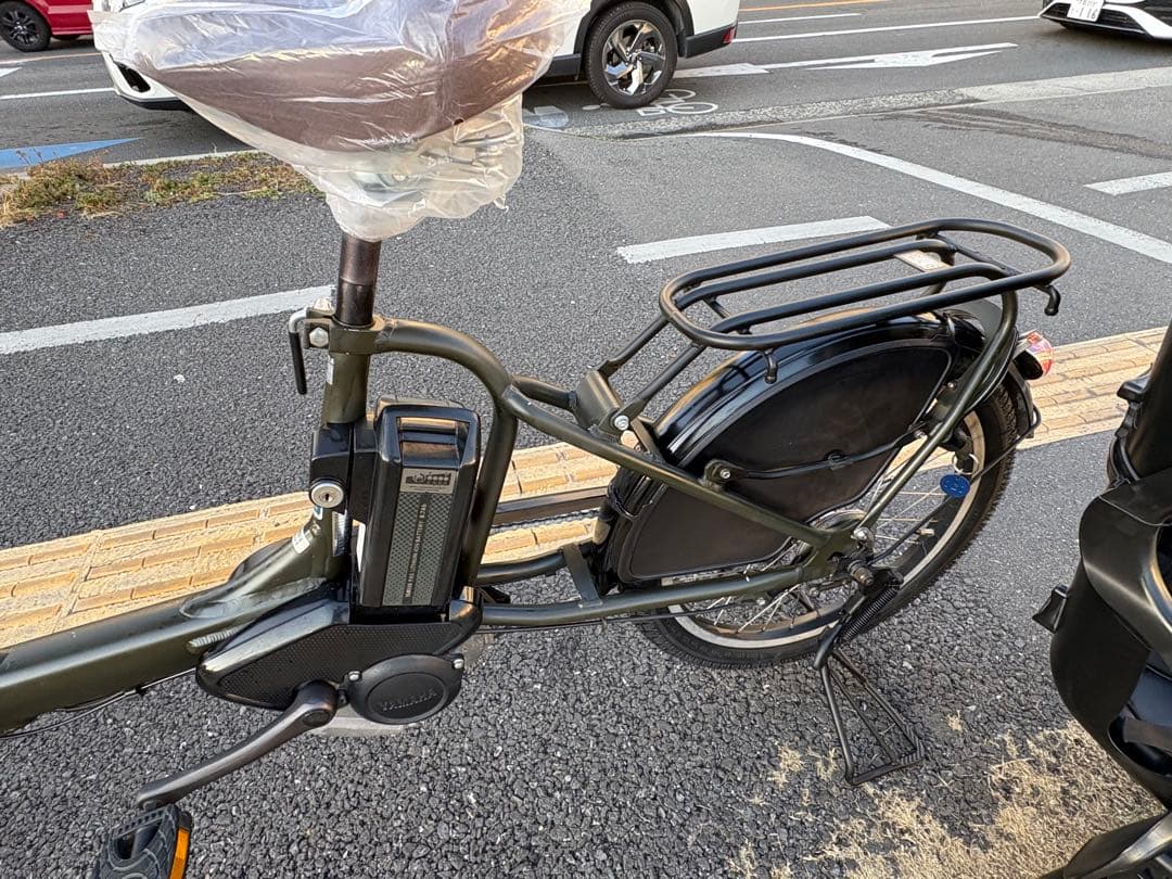 中古20㌅YAMAHA電動アシスト自転車　8.7Ah 大阪　020