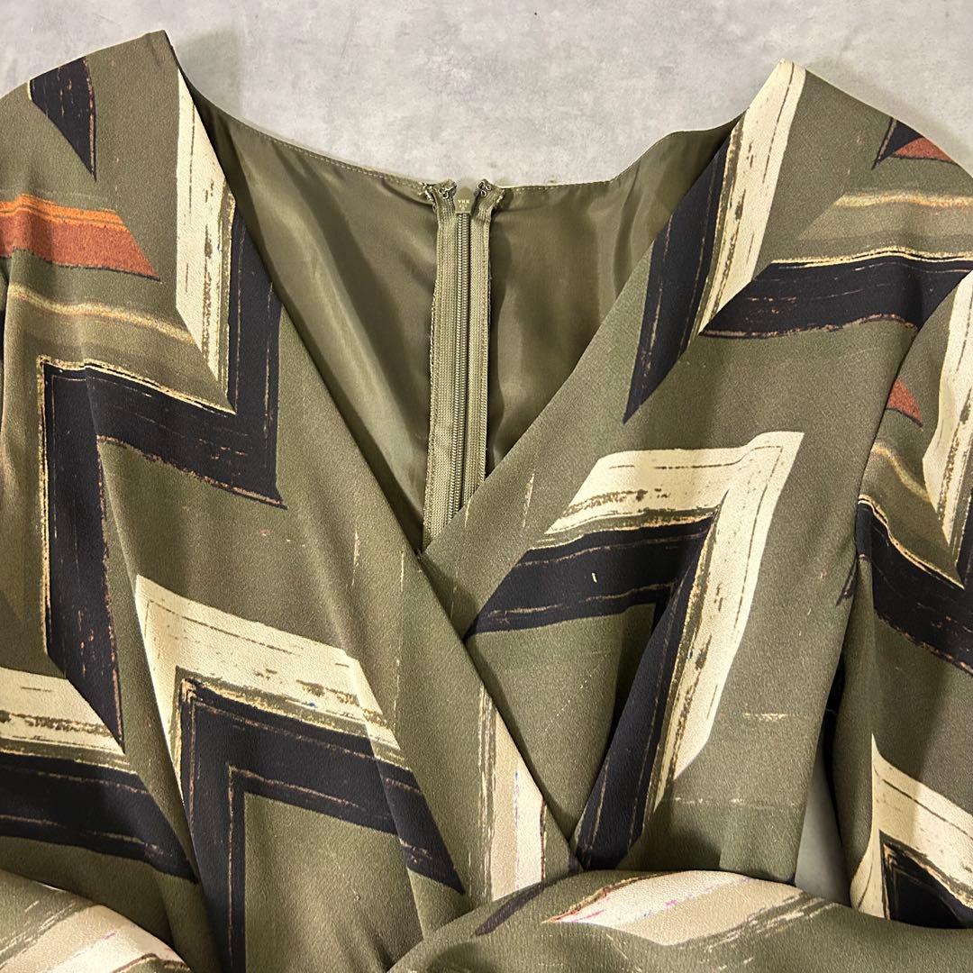 【Diagram】幾何学柄ロングワンピース 36 S相当 カーキ系 美シルエット