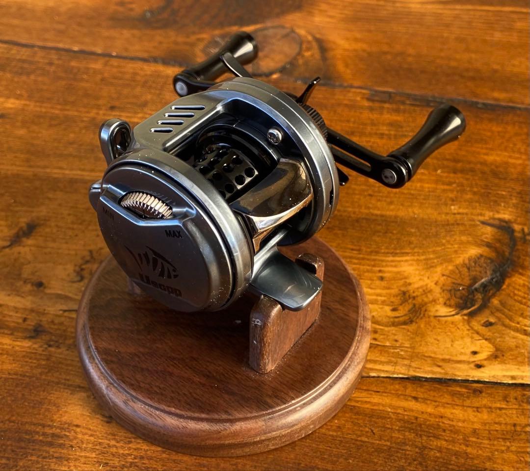 ベイトフィネス　丸型　ベイトリール　渓流釣り　バス釣り　30φ ライトハンドル