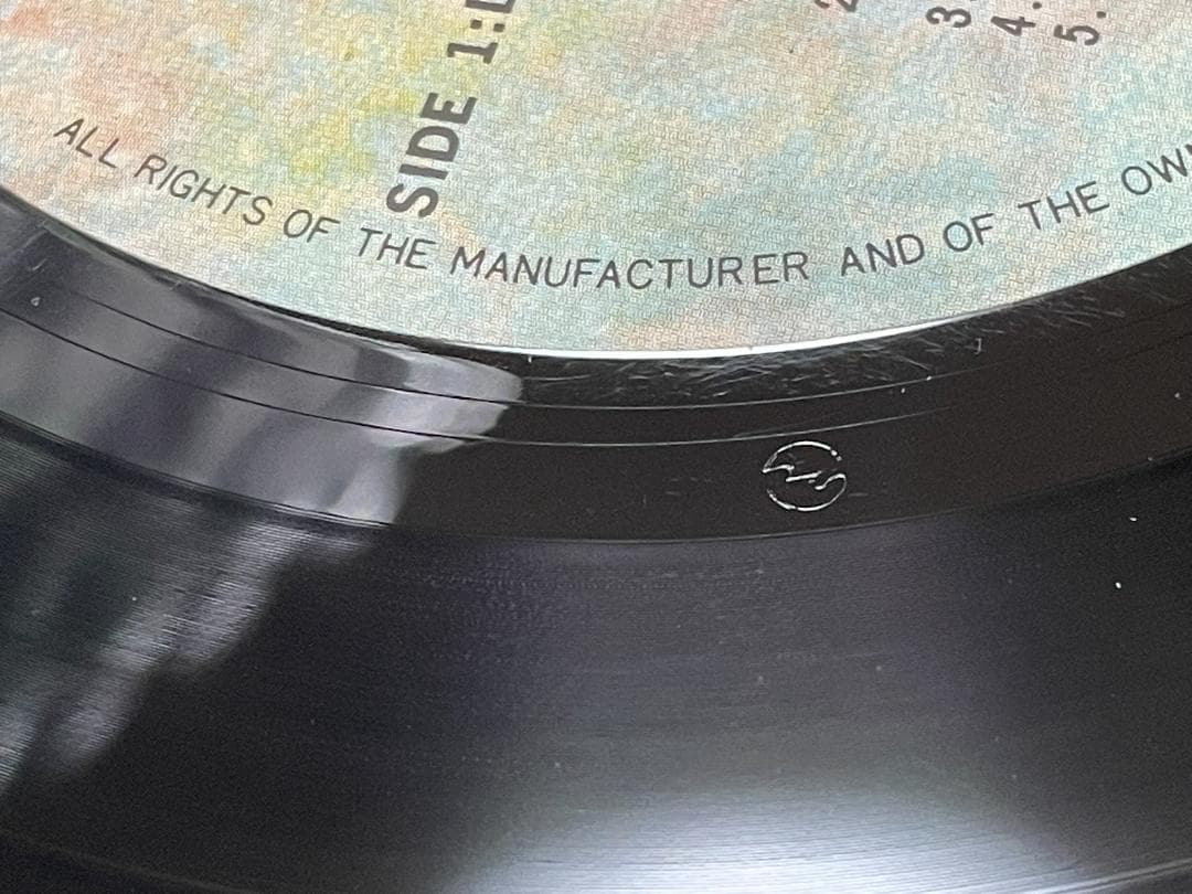 Ω洗浄LP♩　西島三重子 ／ シルエット　Ω