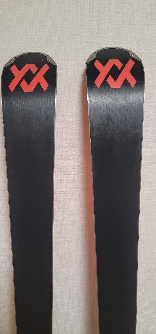 【送料無料】フォルクル RACETIGER GS DEMO 175cm　スキー板