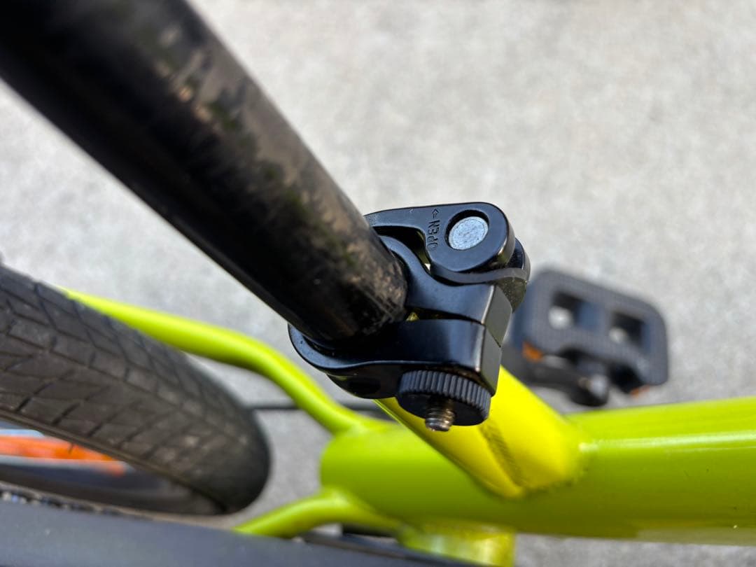 ストライダー STRIDER 14X ライムイエロー 廃盤 自転車 限定色 愛知