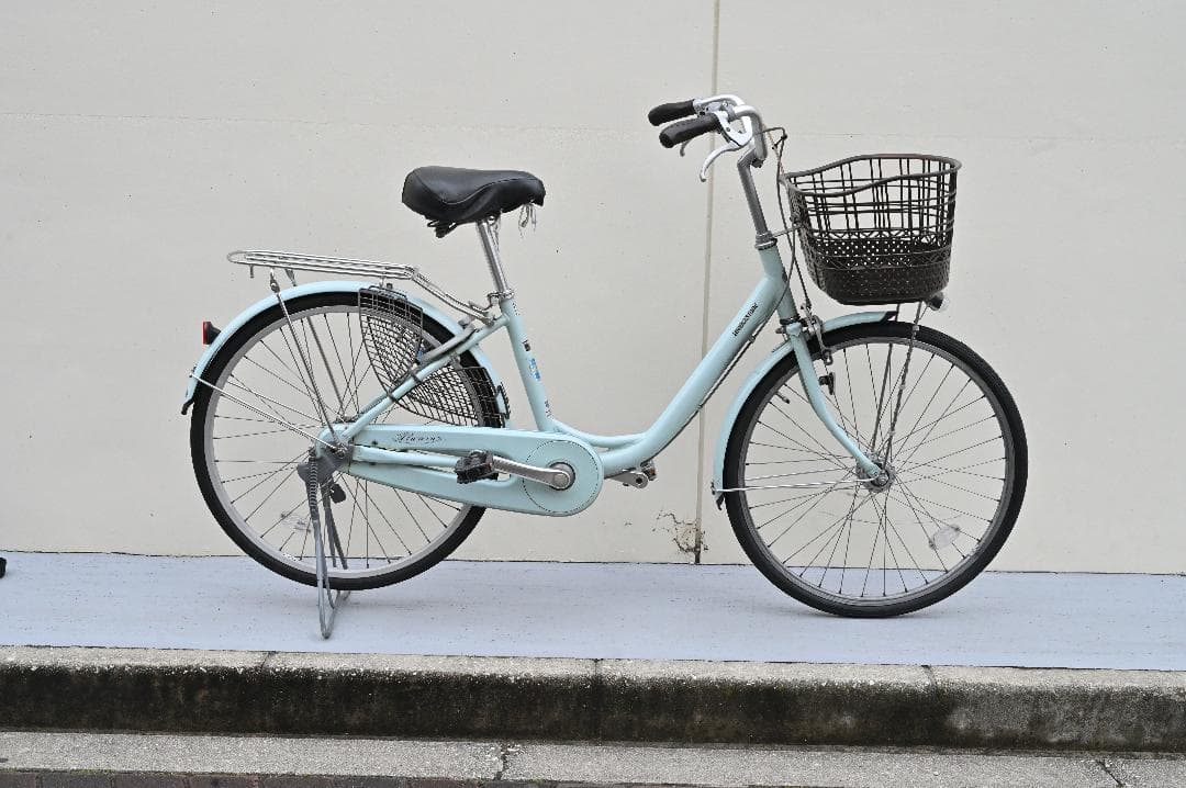 【美品!!】ブリジストン　自転車　24インチ　前後タイヤ新品!!　大阪