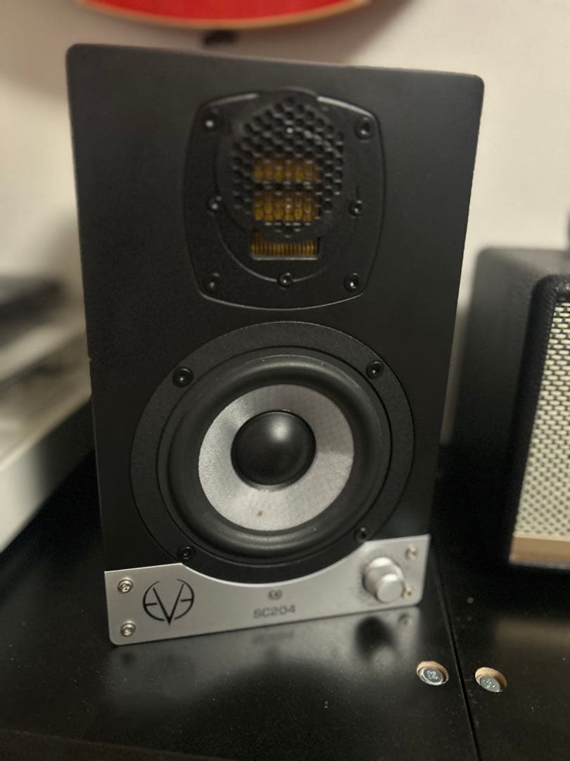 A*e様 eveAudio SC204ペア