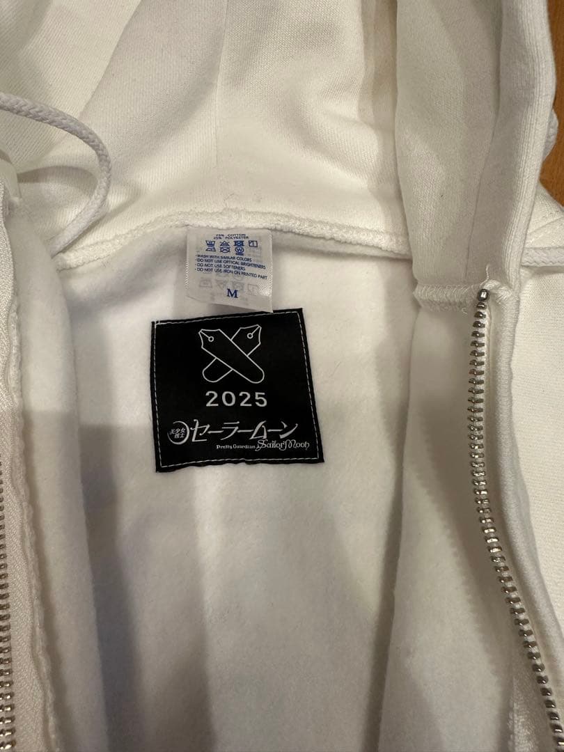 セーラームーン　慶應連合三田会　2025 記念品　メジャレッツパーカー　Mサイズ