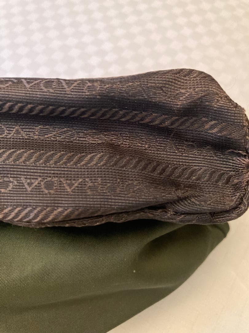 PRADA ワンショルダー 三角ロゴ オリーブ ヴィンテージ 保存袋，ショッパー