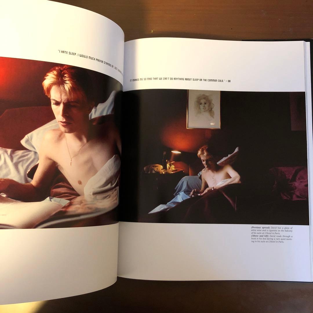 (初版) デヴィッド・ボウイ: Behind the Curtain 洋書