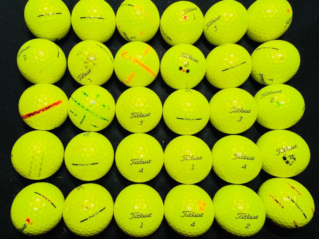 最新 タイトリスト PRO V1 2025年モデル 30個　　イエロー