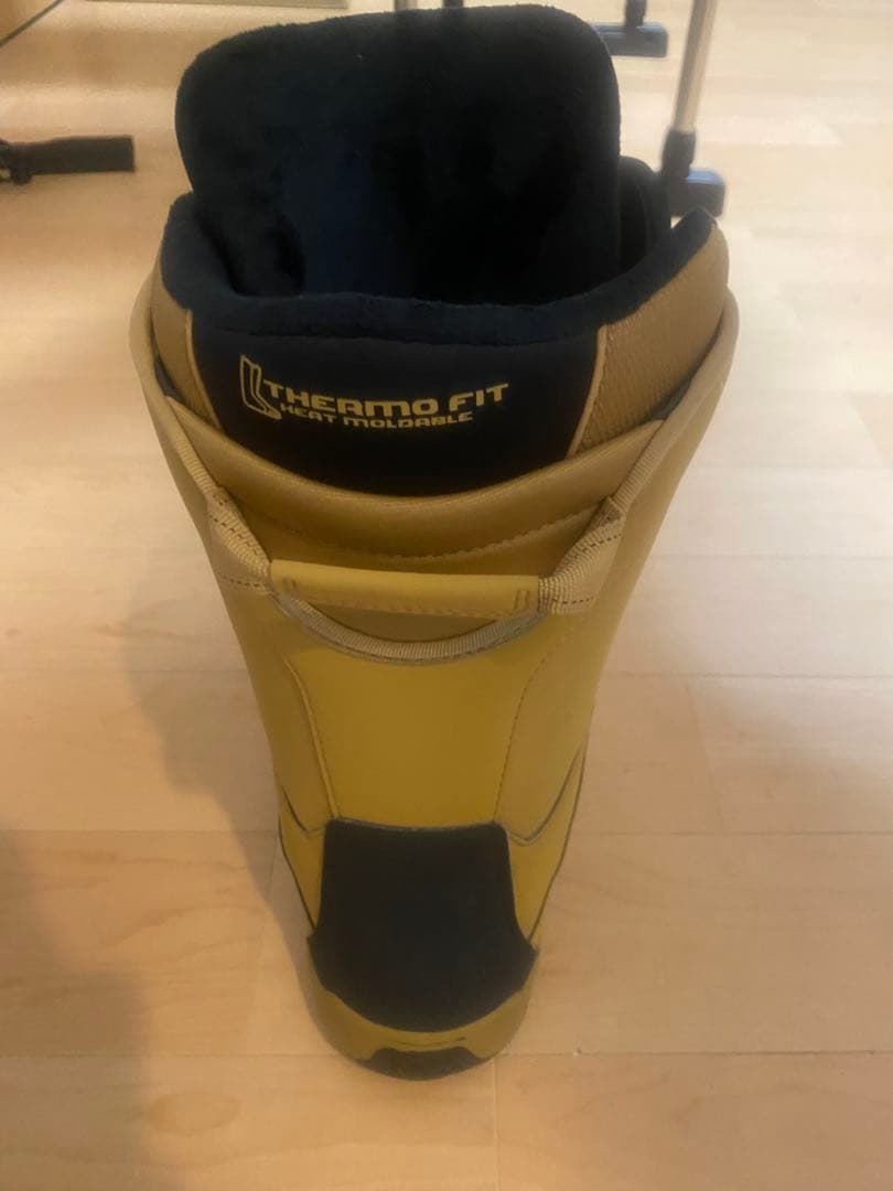 スノーボードブーツ