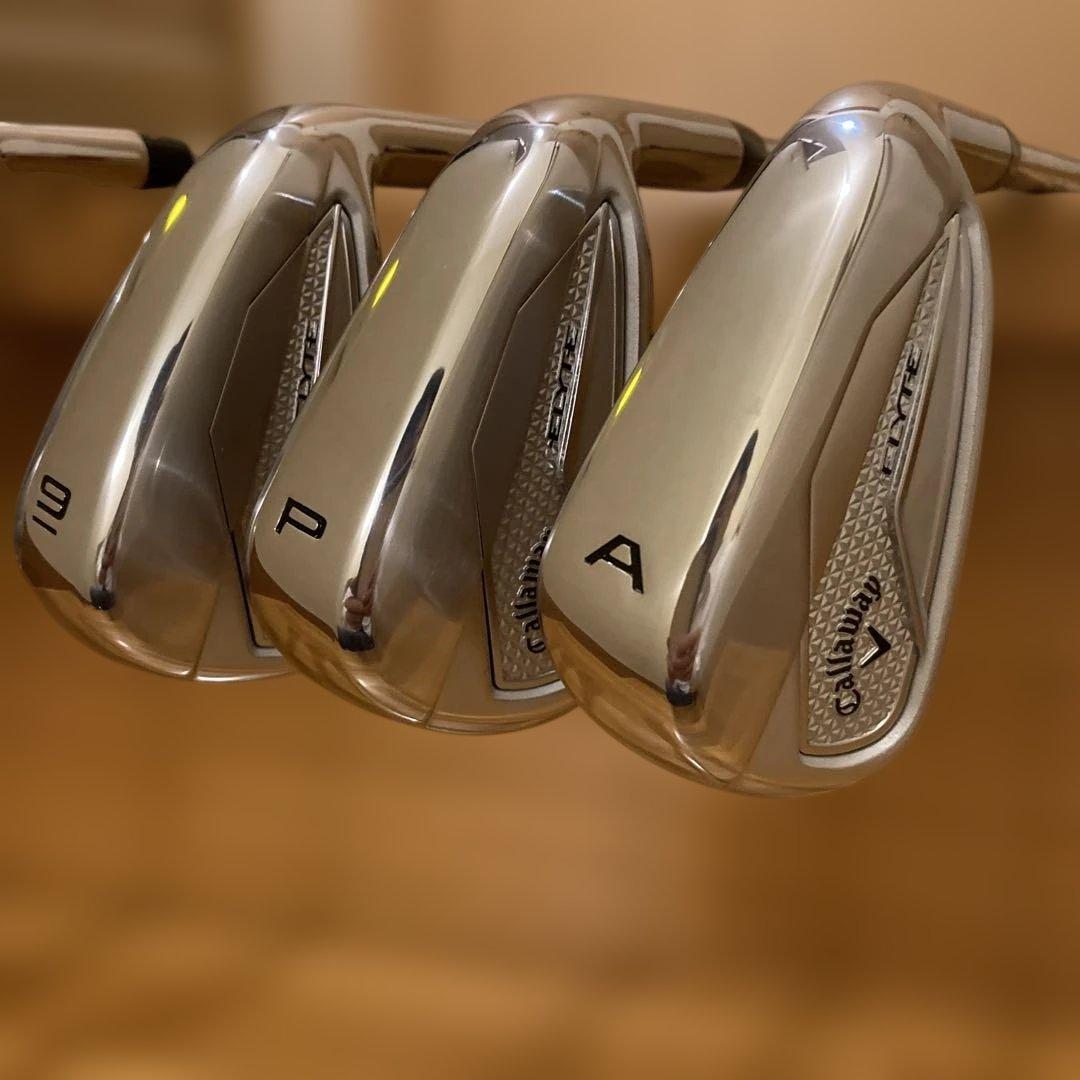 【試打のみ】エリート（ELYTE）アイアン　6-P+AW セット　キャロウェイ