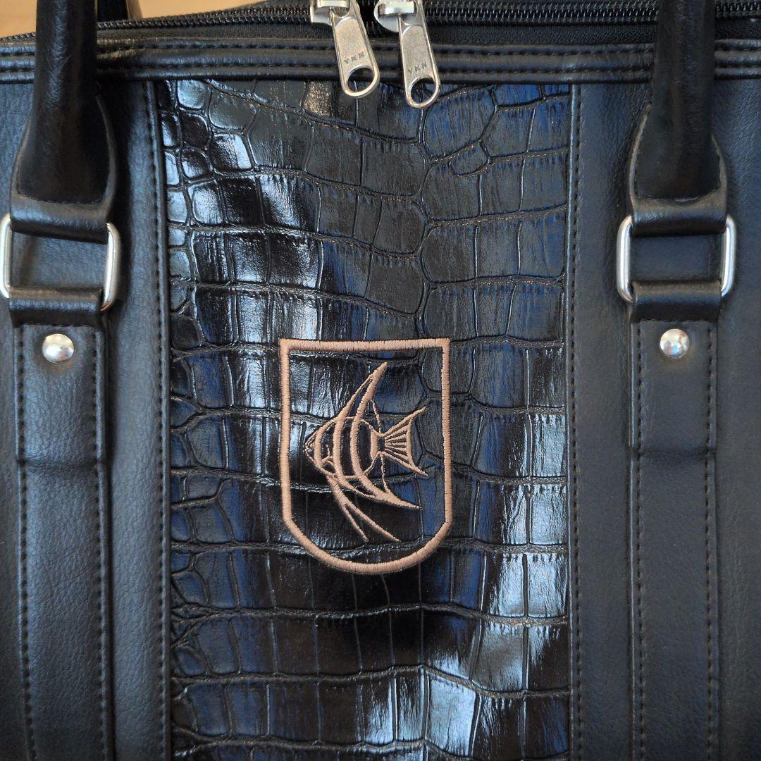 名門Three Hundred Club クロコダイル風ボストンバッグ