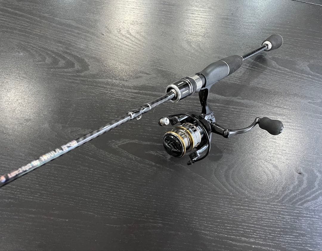 アジング・釣りセット2ピースロッド（168㌢）&リール・ダイワ月下美人ワーム他付