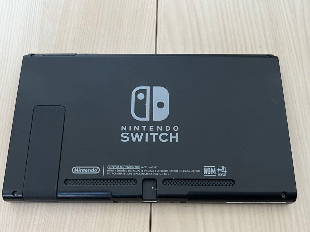 Nintendo Switch 本体 ドック・Joy-Con付き