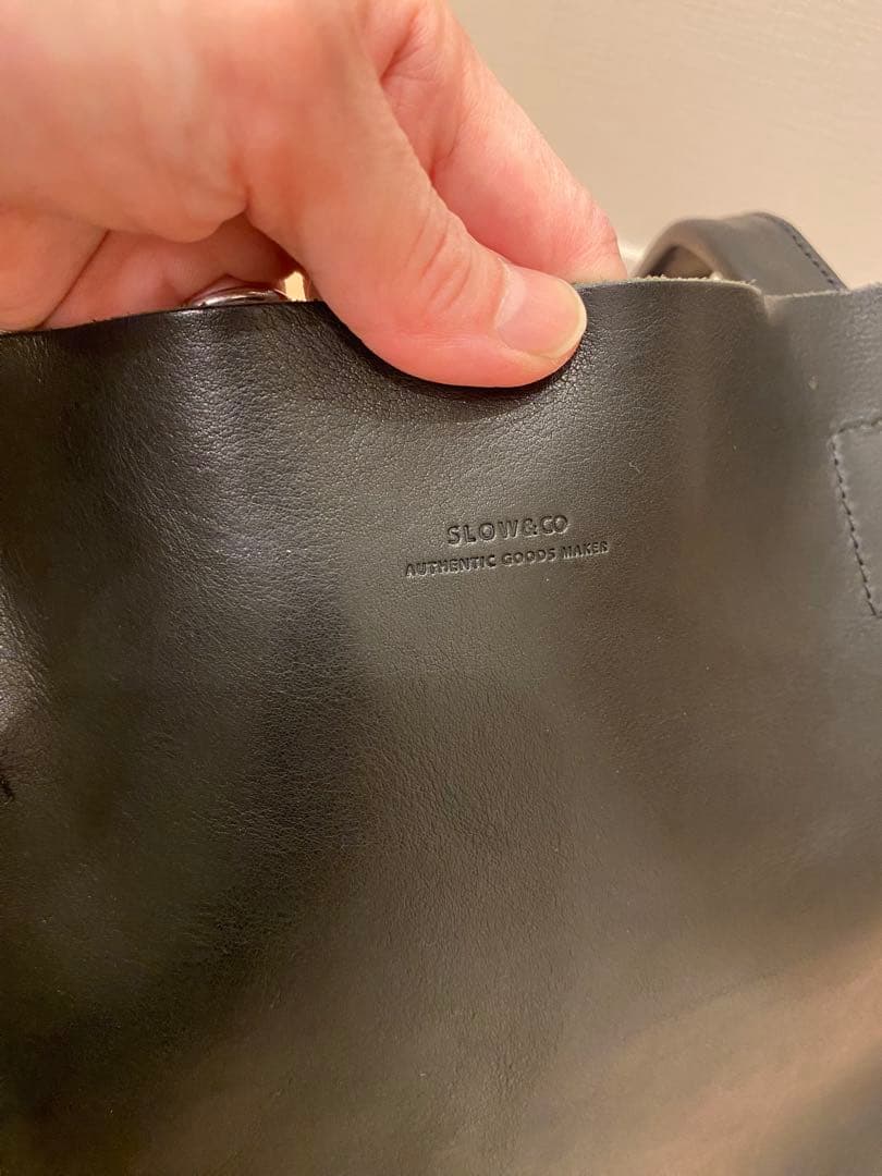 K*a様 定価55000円スロウ　黒 レザー バッグ 大きめ