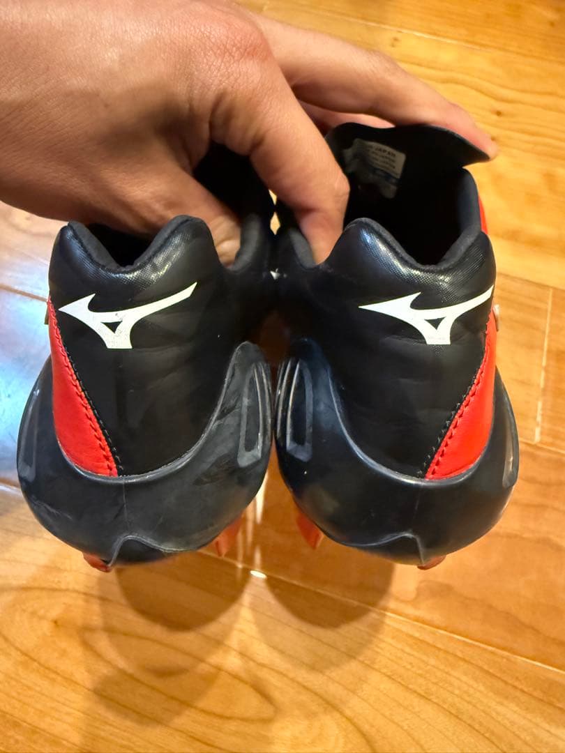 ミズノ　ウエーブ　イグニタス4 ジャパンサッカーシューズ 赤黒　25センチ　美品