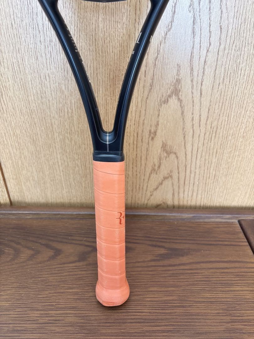 ラケット(硬式用) Wilson RF 01 future G2