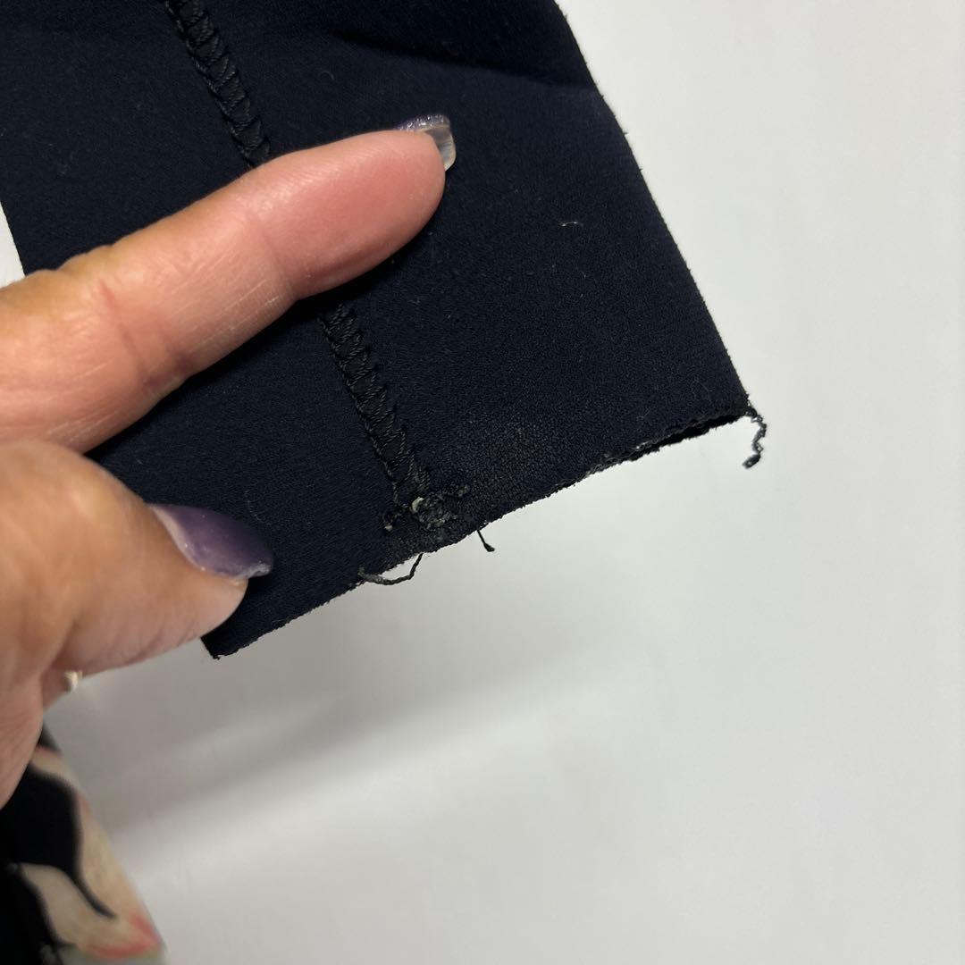 最終値下げ⭐︎Billabong フルスーツ ブラック/フローラル3ミリジャージ