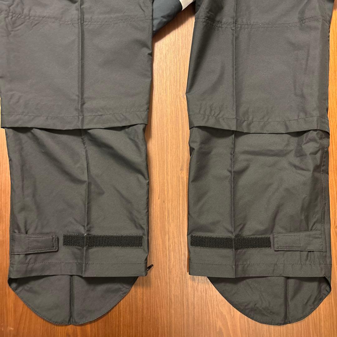 SALE 新品タグ付 ルコックゴルフ上下セット レインウェアL　　袋付 黒白