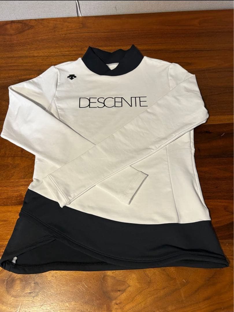 【2/20まで】DESCENTE ゴルフウェアセット ホワイト/ブラック