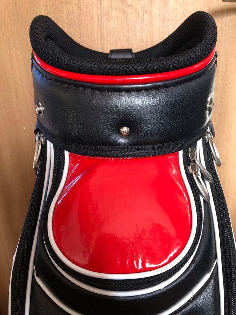 【送料込み】廃盤希少品　BUGS BUNNY キャディバッグ ゴルフバッグ