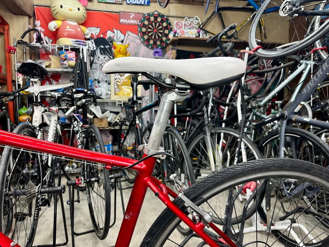 エスケープR3 基本分解発送送料無料！近県の方完成車直接配送等ご相談ください！