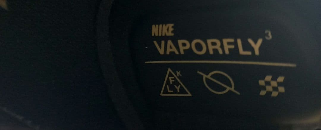 NIKE　ヴェイパーフライ3　キッズ23cm　ブラック