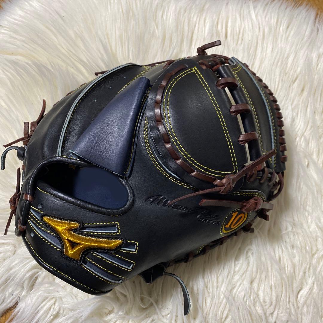 新品同様　軟式　オーダーキャッチャーミット