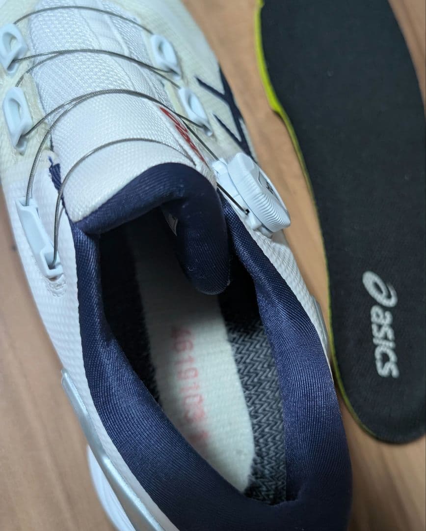 アシックス　ゴルフ　シューズ