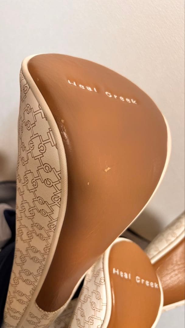 ヒールクリーク　レディースキャディーバック おまけのヘッドカバー付き