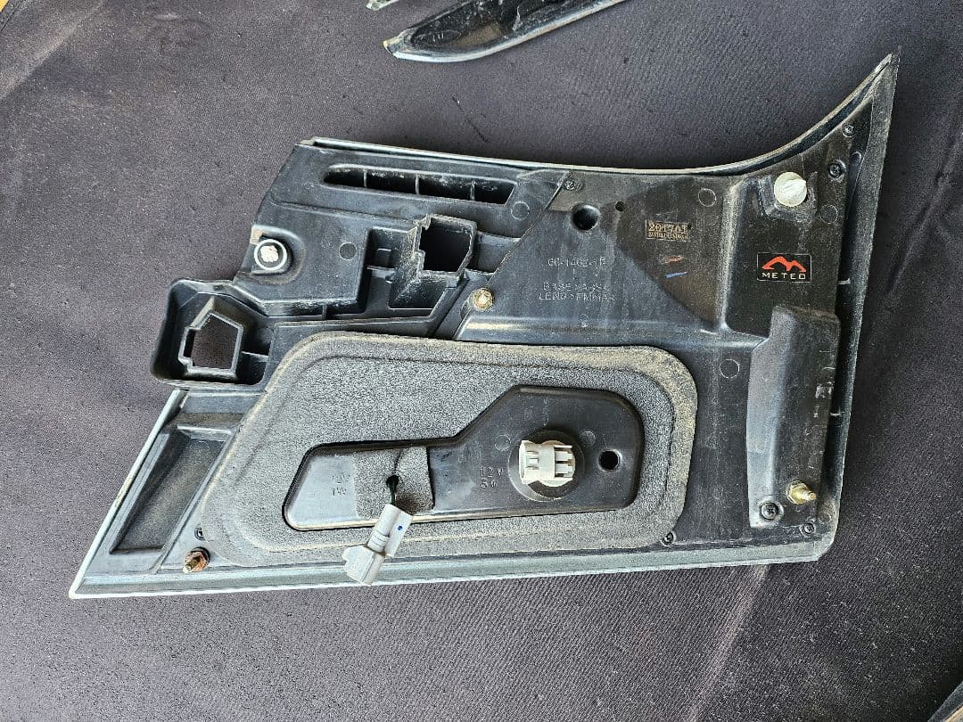 METEO メテオ ヴェルファイア 30系 テールランプ　前期用