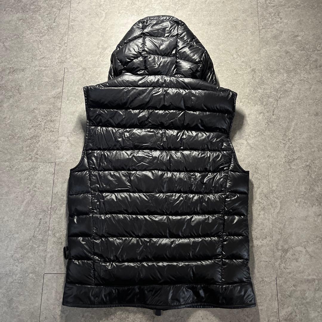 美品 MONCLER ダウンベスト L相当 送料無料