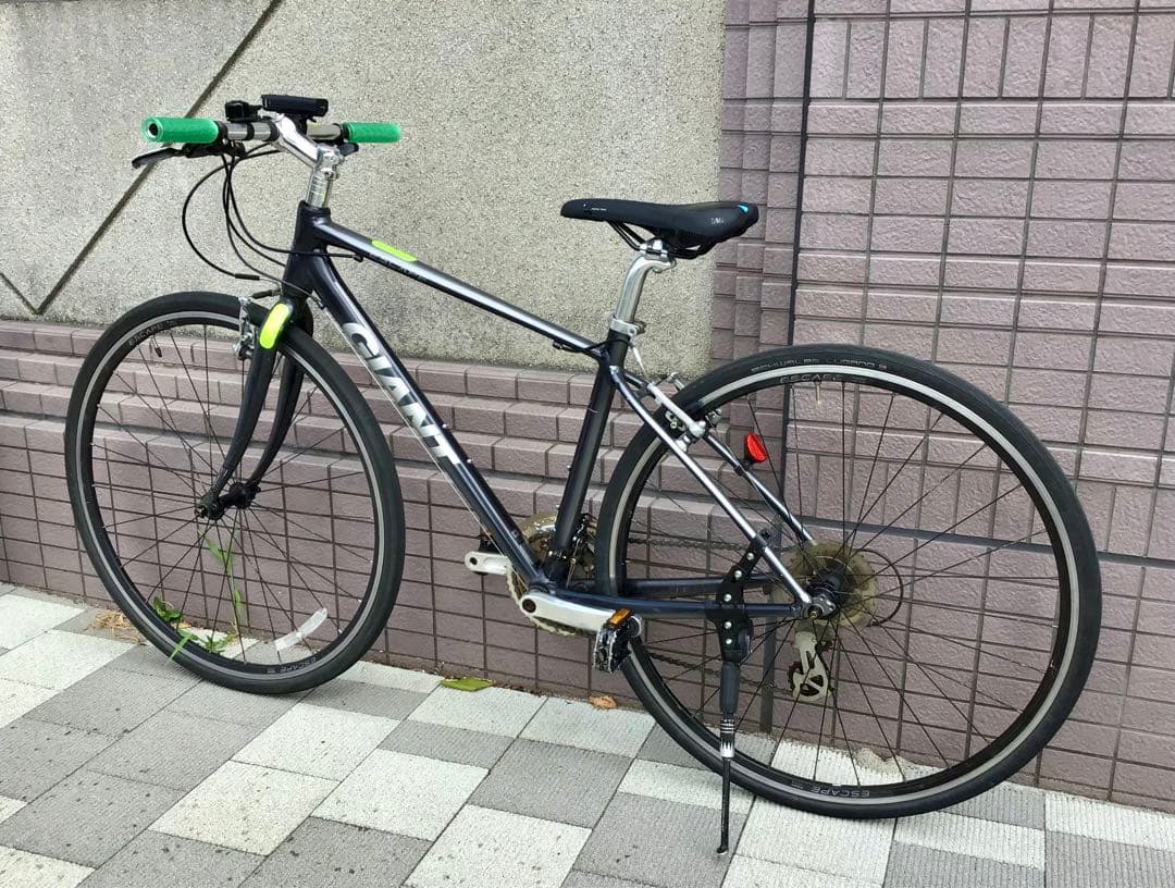 GIANT ジャイアント　ESCAPE R3 クロスバイク XS 2018東京