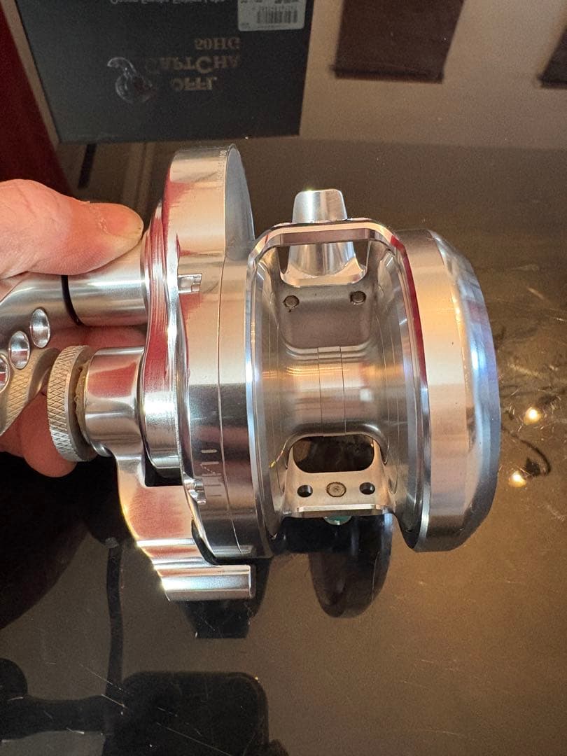 （最終値下げ）オーシャンフリークス　キャプチャ50hg 左巻き