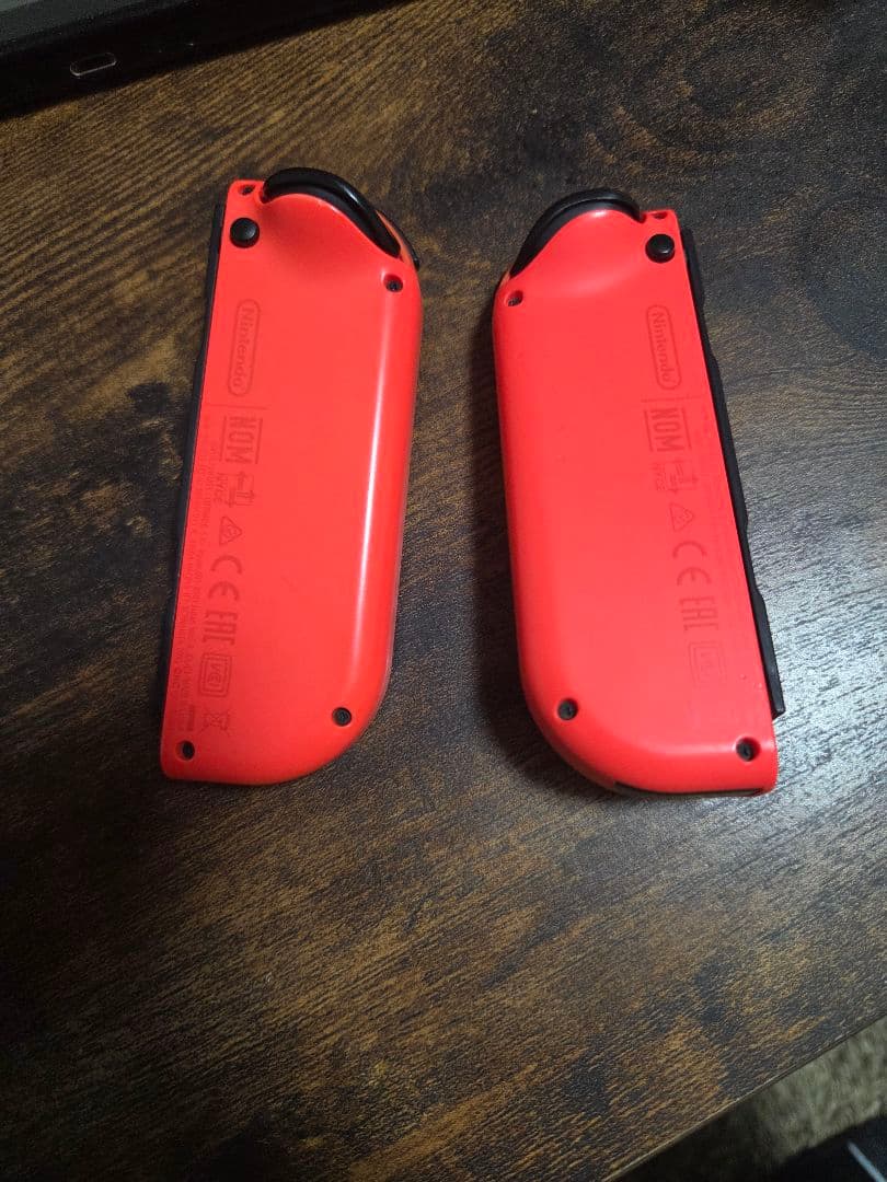 Nintendo Switch 赤本体