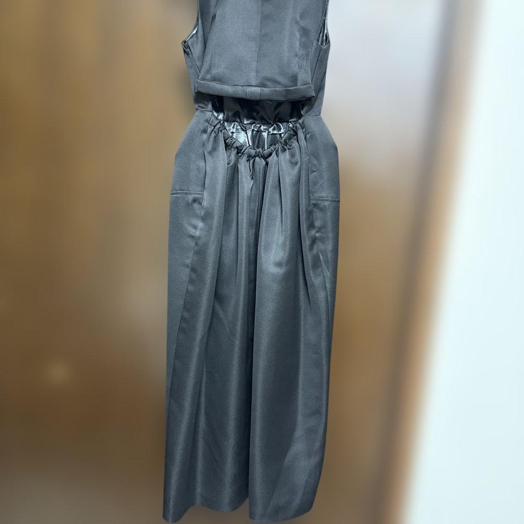 新品未使用　君島十和子さん着用 Bibiy ブラック　ノースリーブワンピース