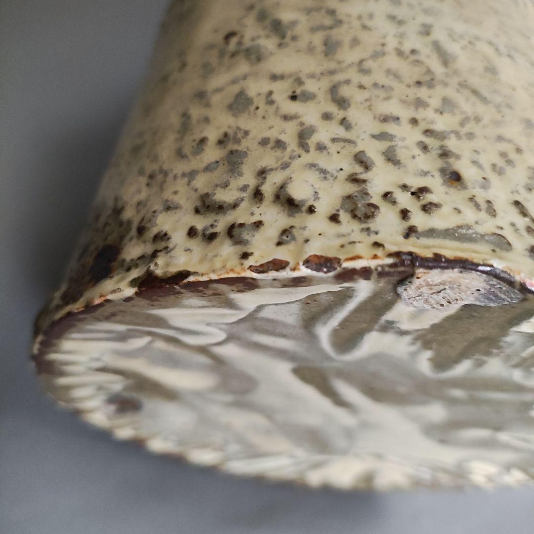 花岡隆　粉引花入　花瓶