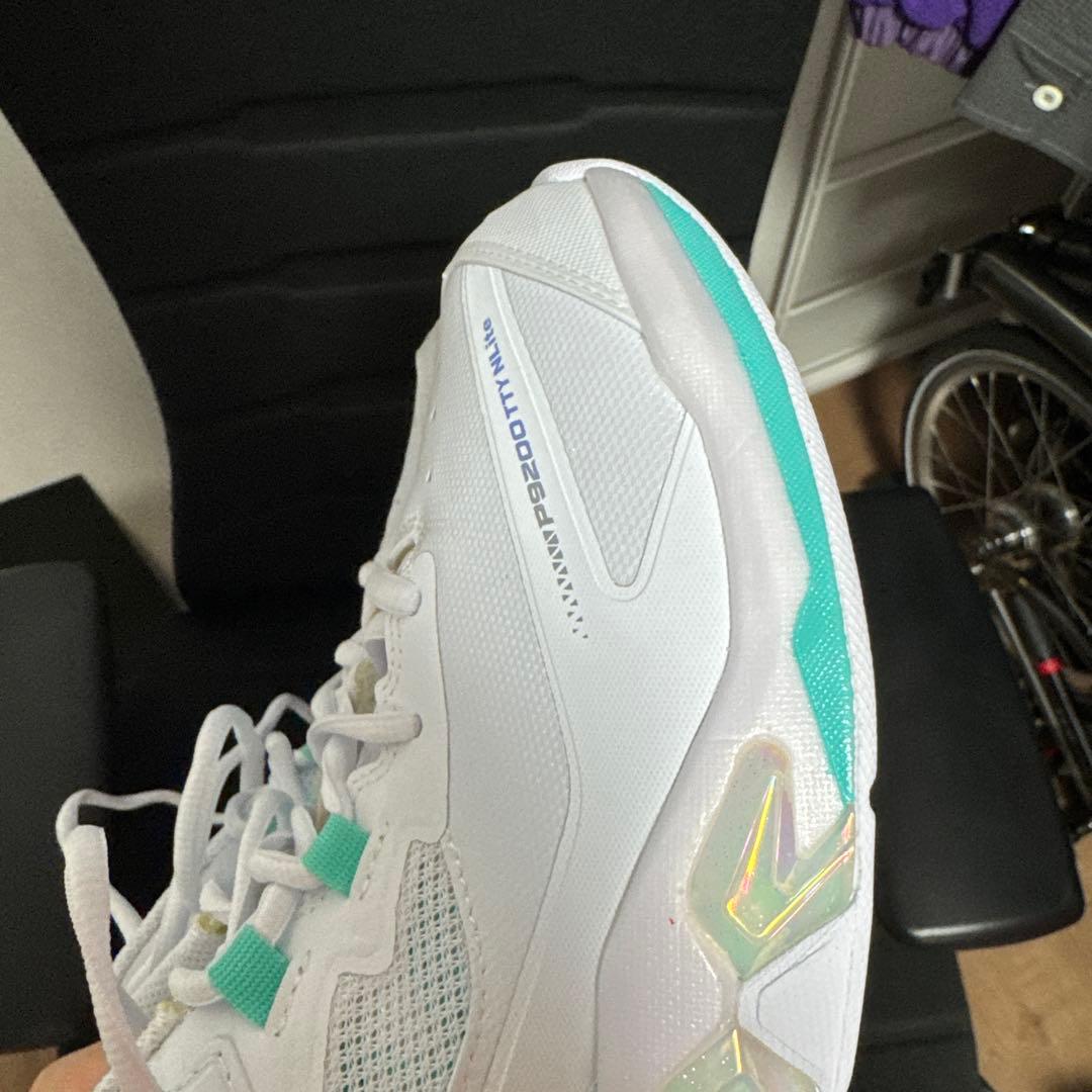 Victor p9200tty バドミントンシューズ ホワイト/ターコイズ