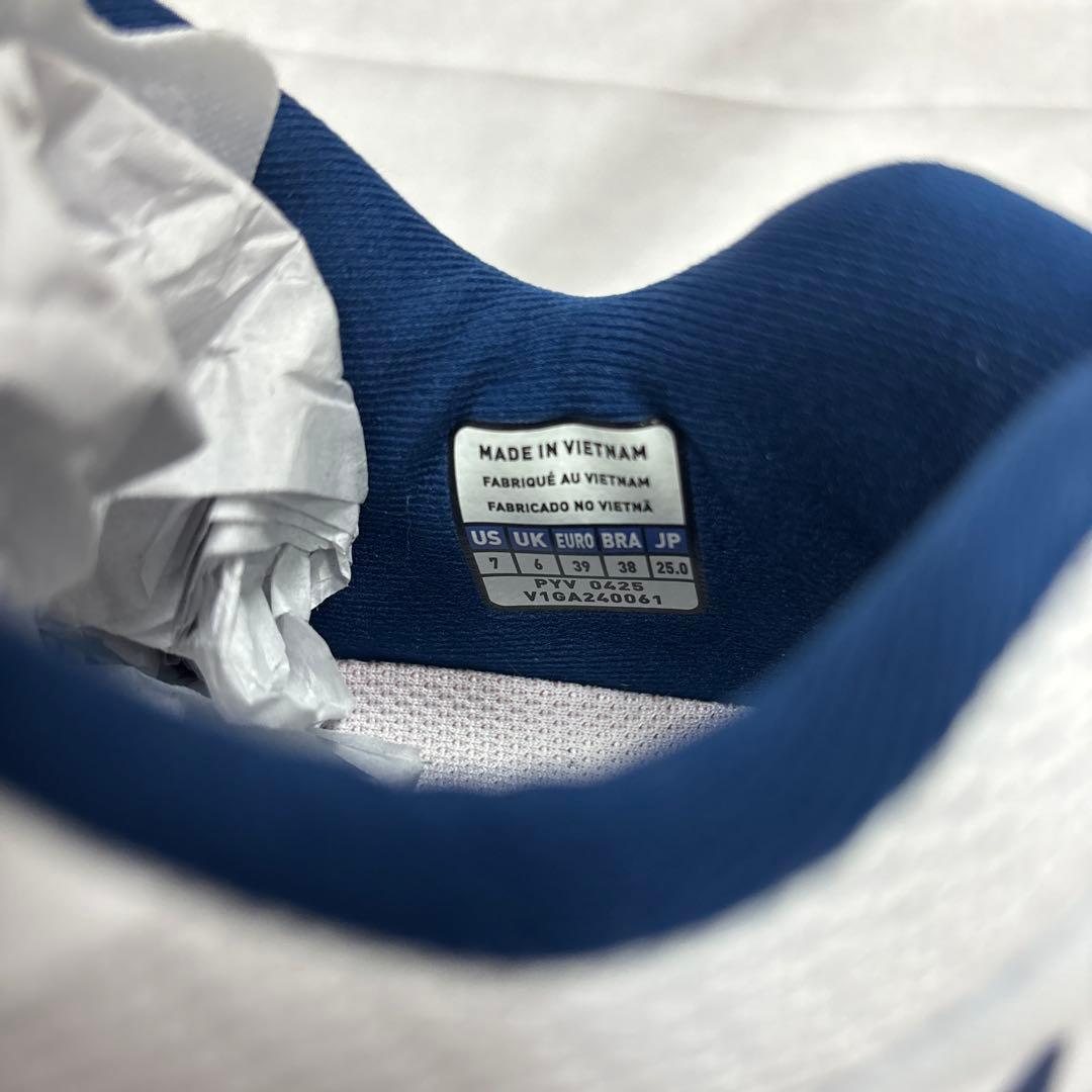 Mizuno Wave Lightning Z8 シューズ　25cm