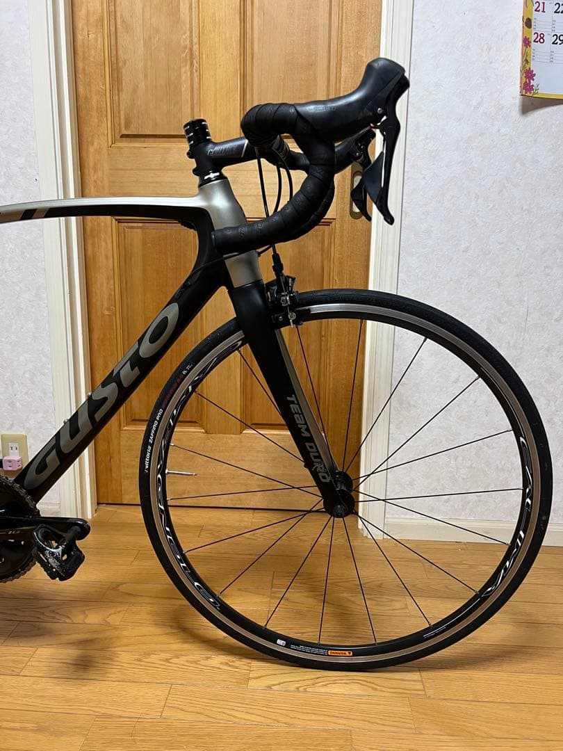 送料無料！　GUSTO RCA DURO ロードバイク カーボンフレーム