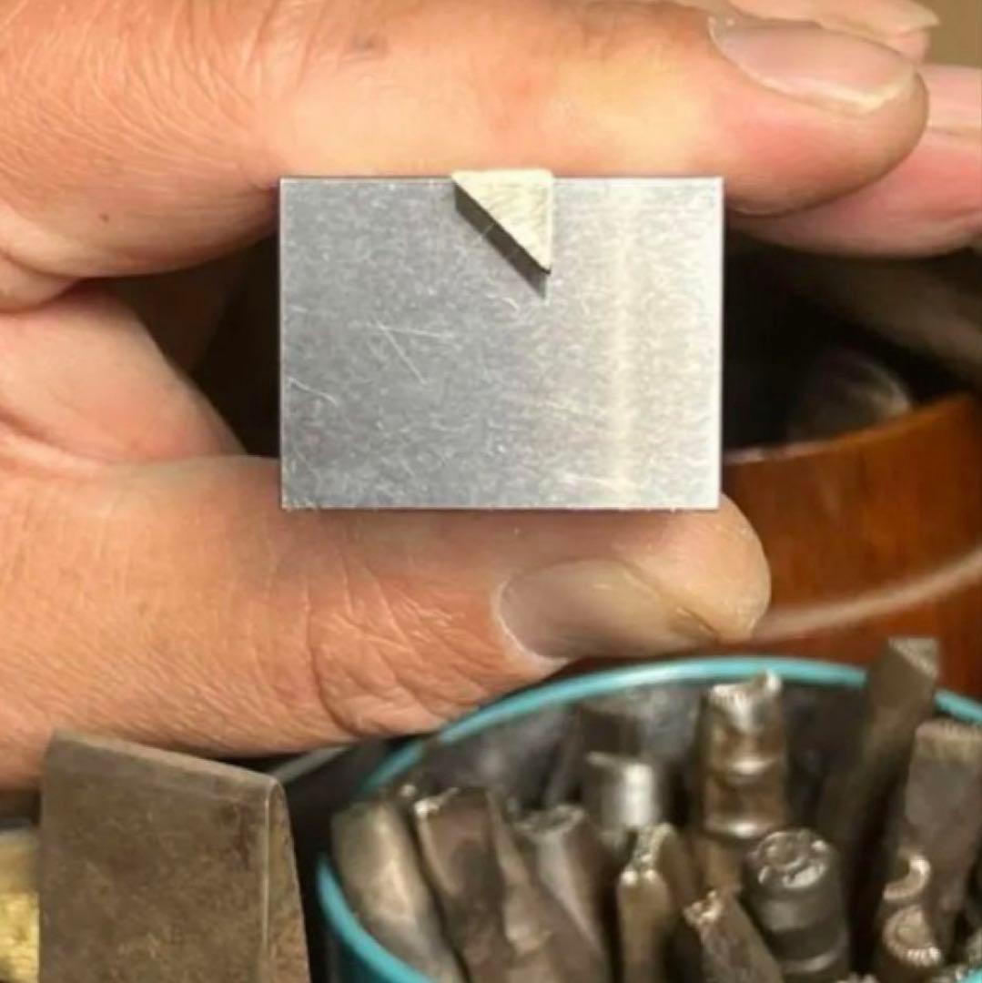 バングル打ち台　スタンプワーク打ち台　甲丸線 打ち台　V溝台　彫金工具　R溝台
