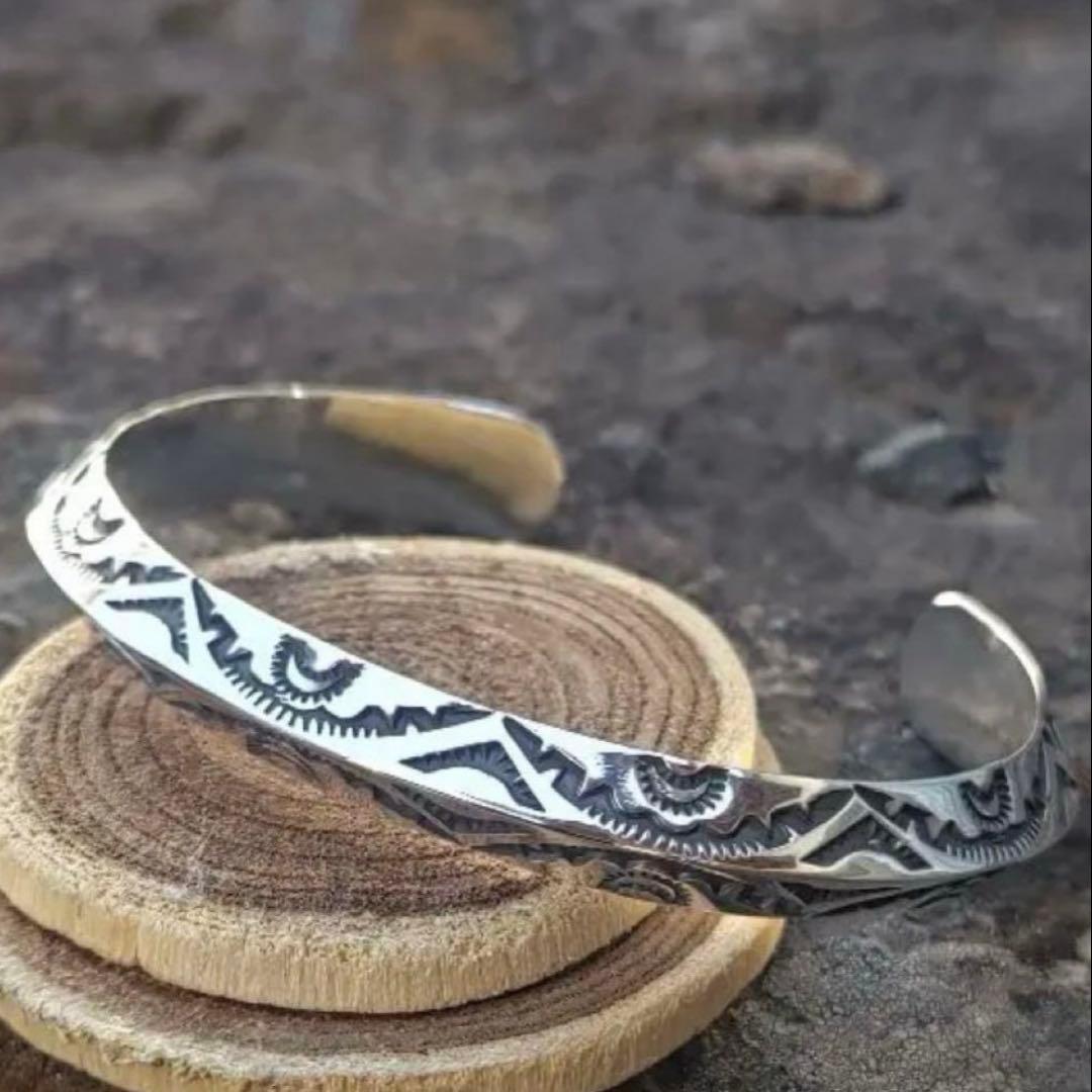 バングル打ち台　スタンプワーク打ち台　甲丸線 打ち台　V溝台　彫金工具　R溝台